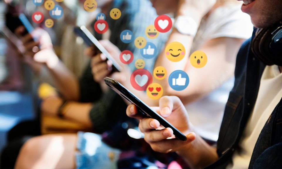 The Pros of Buying Facebook Likes